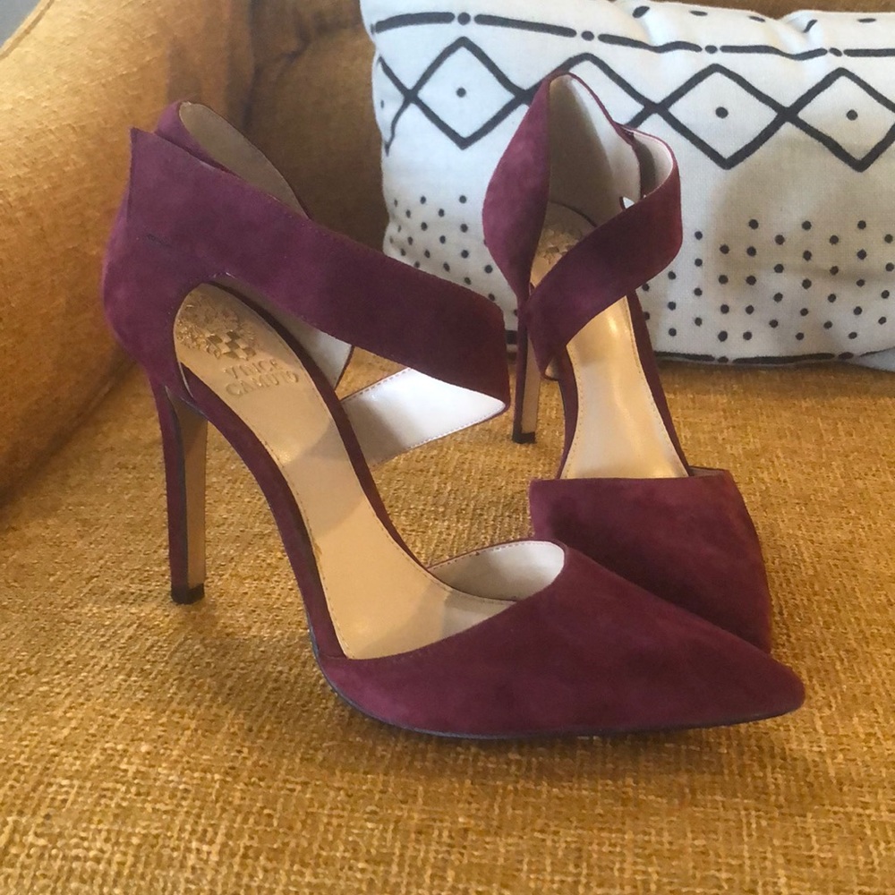 Vince Camuto purple suede heels